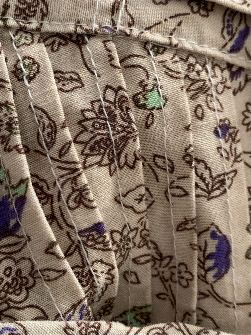 O.P.T Tan Tie Neck Floral Balloon Sleeves Top M - Picture 4 of 6
